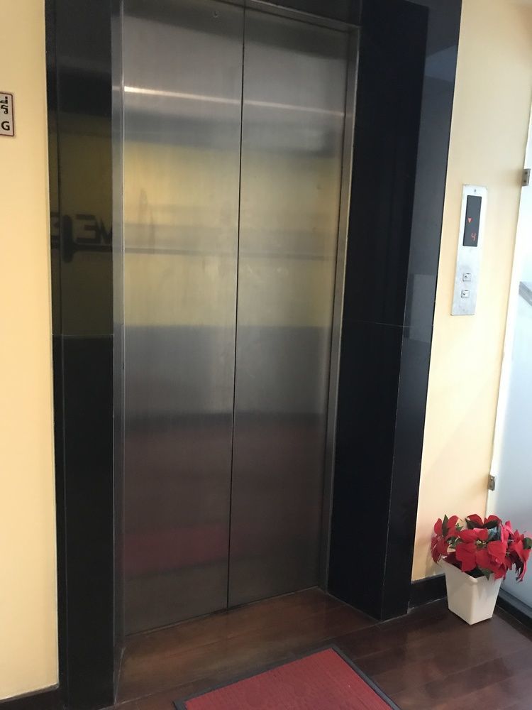 Snooze Thonglor Khách sạn 3*